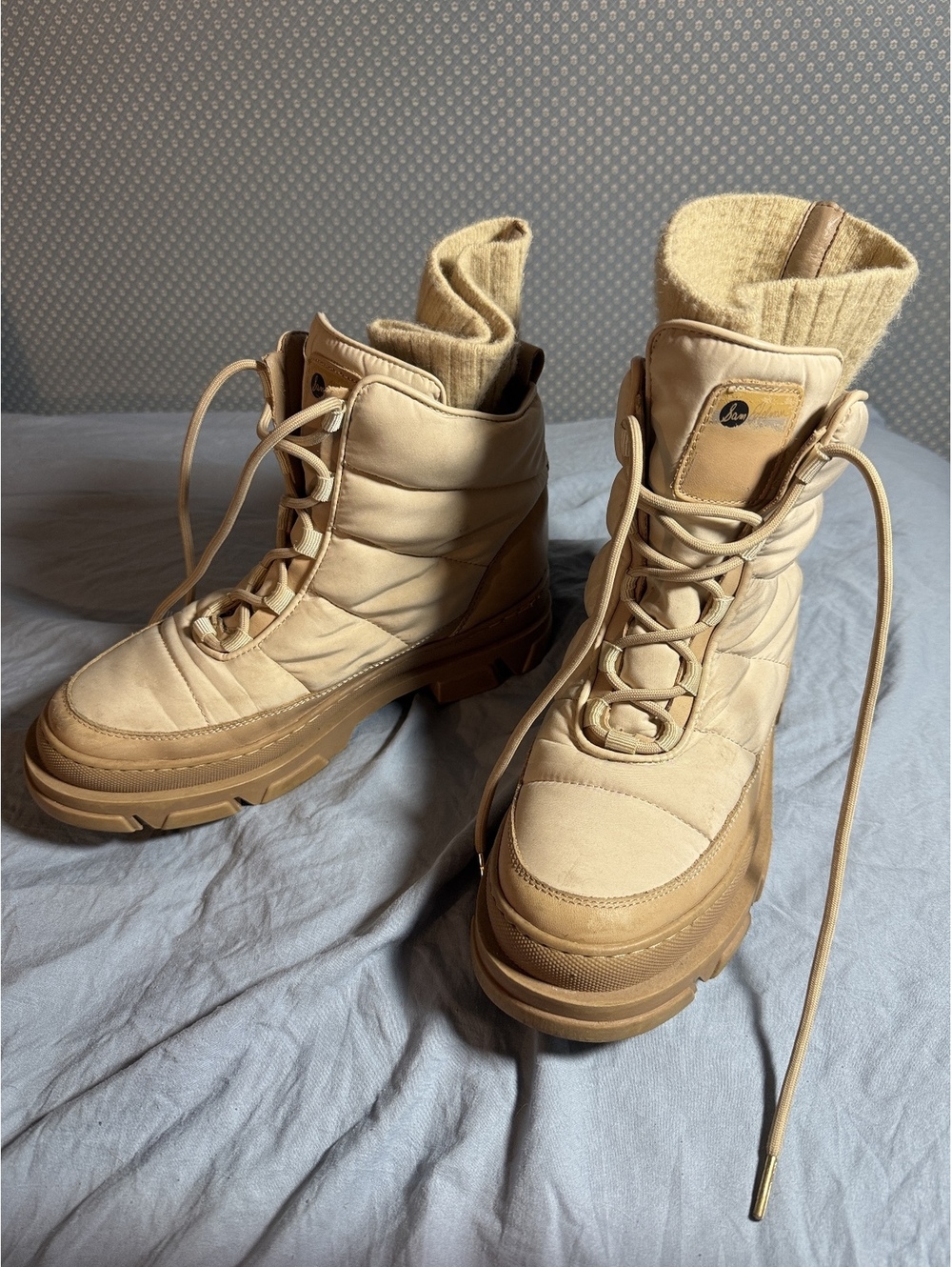 Sam Edelman Beige Quilted Lace-Up Winter Boots with Ribbed Knit Cuffs
